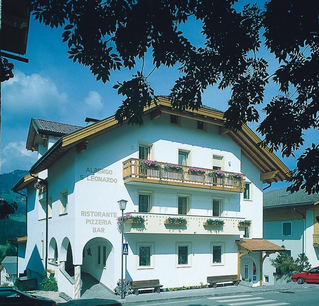 Hotel San Leonardo Abtei Exterior foto